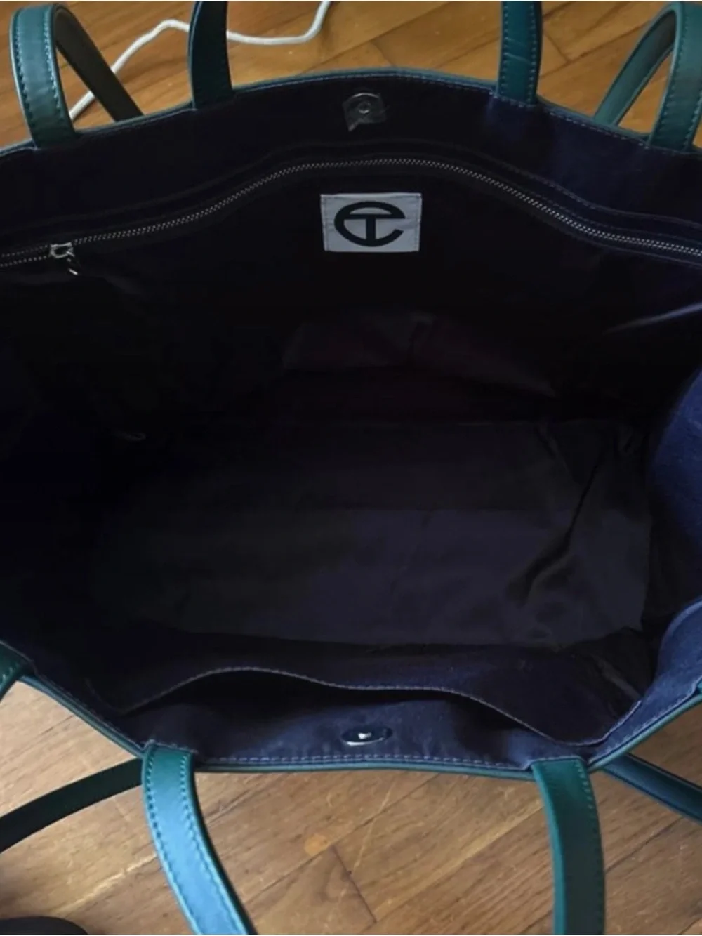 Authentic Telfar large shopping bag